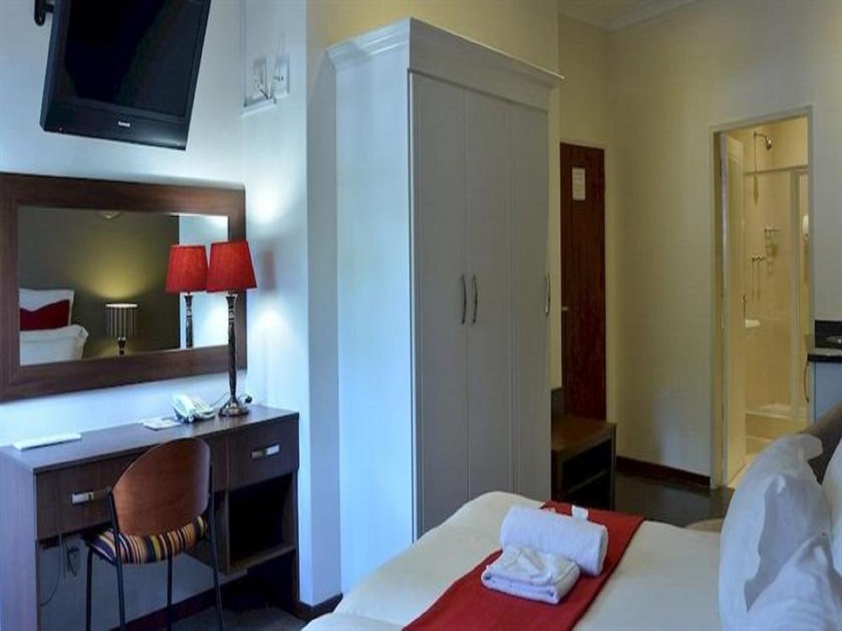 מידרנד Constantia Hotel And Conference Centre מראה חיצוני תמונה