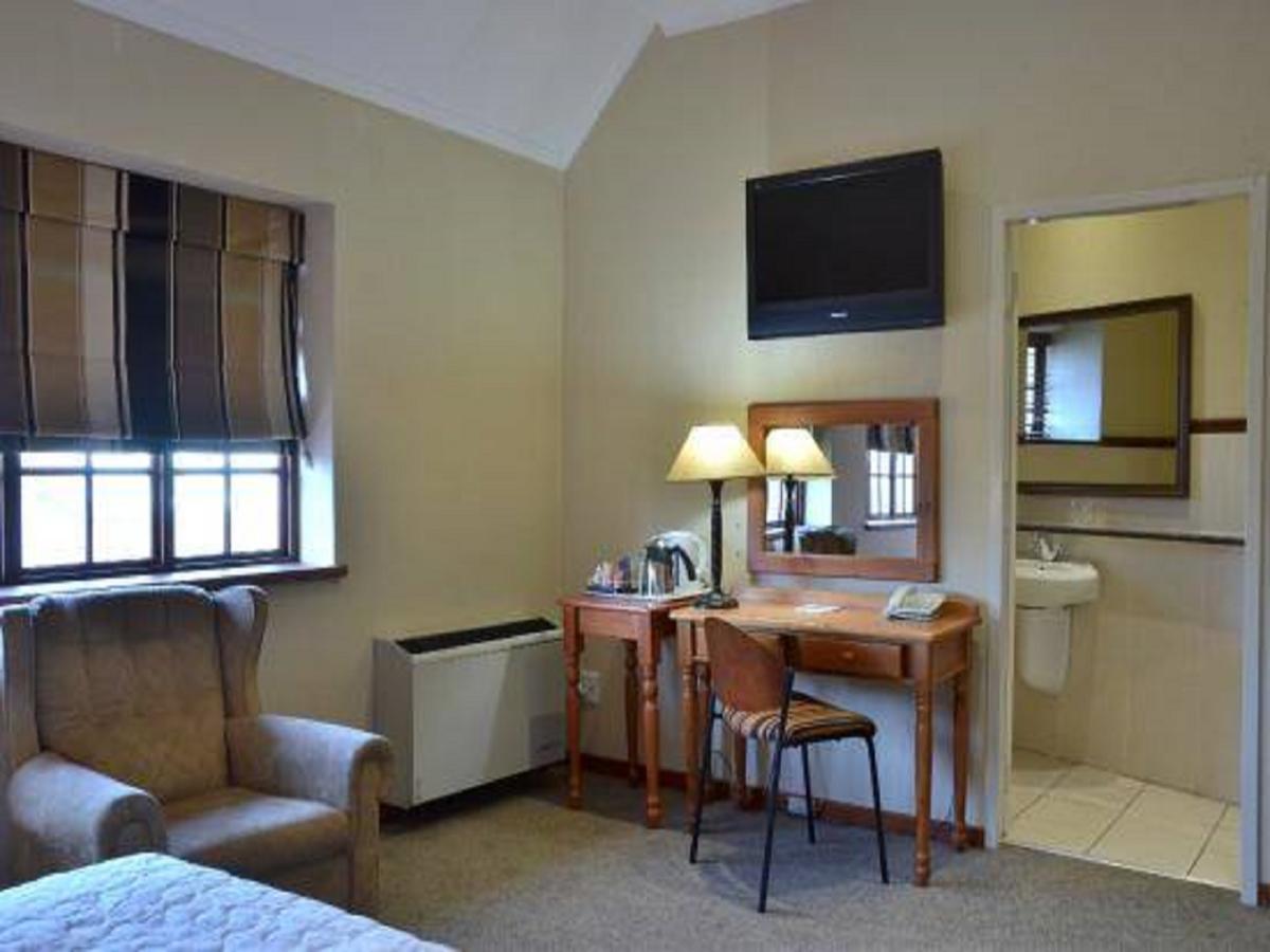 מידרנד Constantia Hotel And Conference Centre מראה חיצוני תמונה