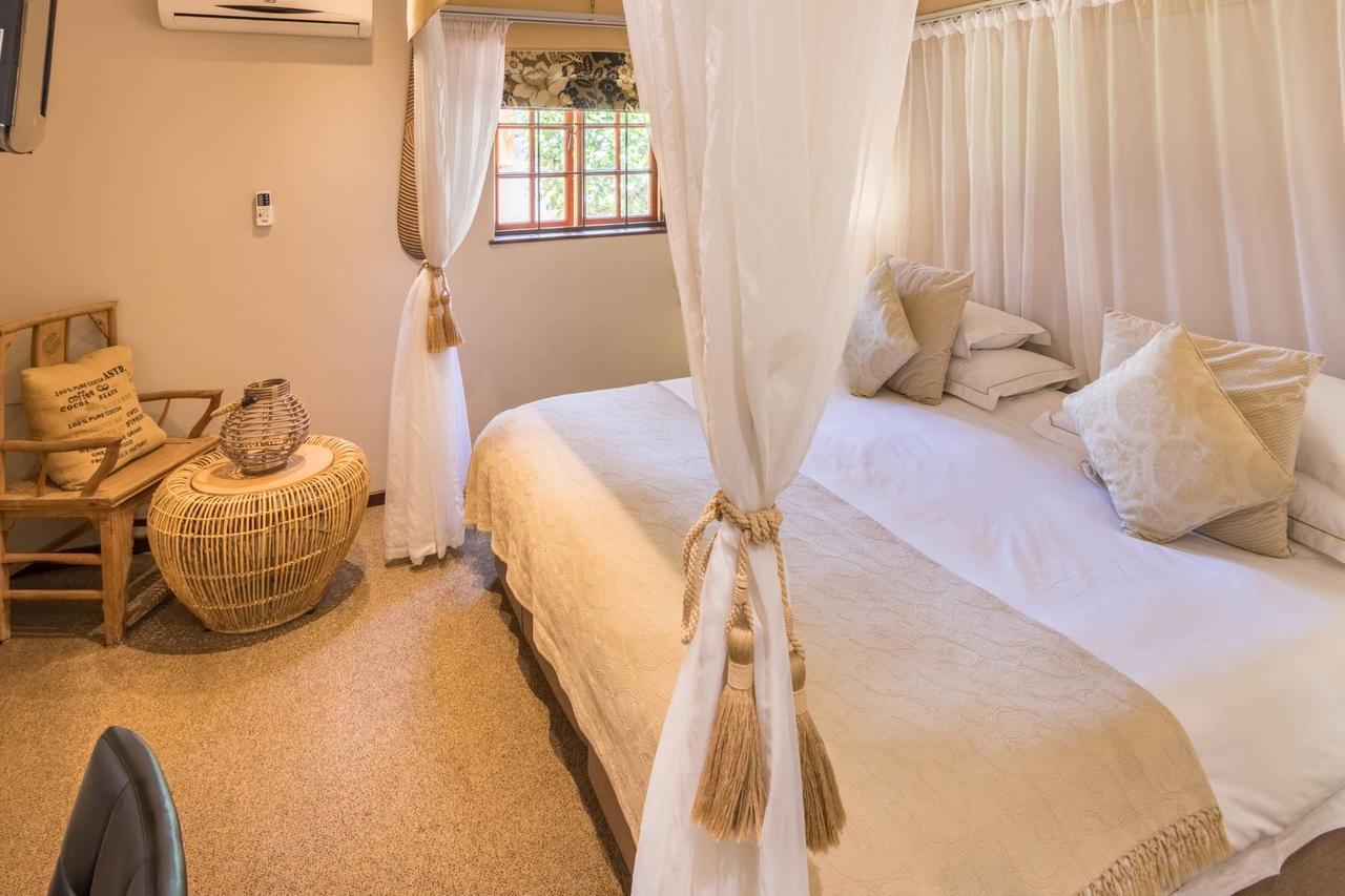 מידרנד Constantia Hotel And Conference Centre מראה חיצוני תמונה