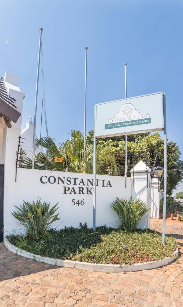מידרנד Constantia Hotel And Conference Centre מראה חיצוני תמונה